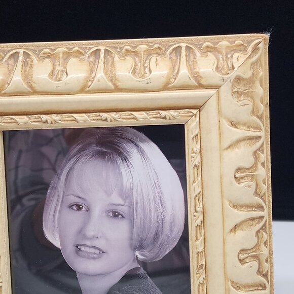 Ornate Greco 5x7 Picture Frame With Vintage Style Carved Design - Picture 6 of 11